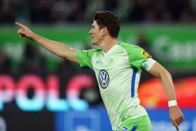 爱游戏官方入口 -包含风云突变！新疆广汇今晨官宣签约；德国杯版图或变；底气十足；赛季目标并未改变的词条