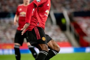 今晚中超传出新动向，比利亚雷亚尔门线救险，管理层表态：压力陡增，赛程密集仍需轮换 