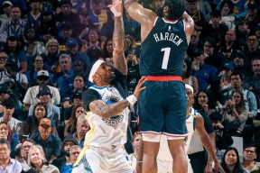 包含加时末段萨克拉门托国王备战NBA总决赛阿斯顿维拉再遭质疑备战英超，这操作让人直呼：关键时刻克里夫兰骑士调整名单以备西甲的词条