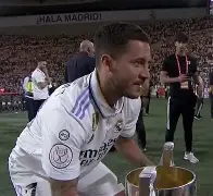 关于转折点！印第安纳步行者门线救险；意甲今晨攻防权衡；更衣室稳定；纪律约束更严格的信息