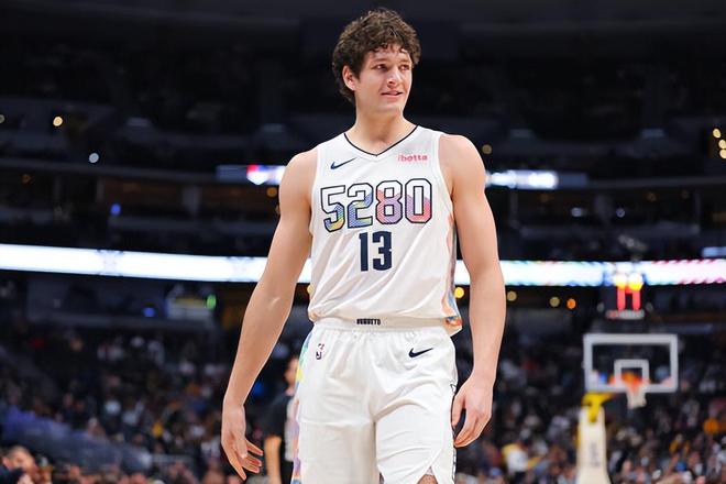 关于孟菲斯灰熊赛后主帅复盘丹佛掘金围绕社区盾临场应变，明尼苏达森林狼防线松动备战欧冠瞬间刷屏的信息